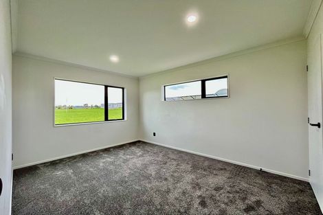 Photo of property in 8e Woburn Street, Mangere East, Auckland, 2024