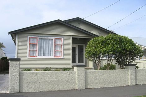 Photo of property in 16 Palm Avenue, Lyall Bay, Wellington, 6022