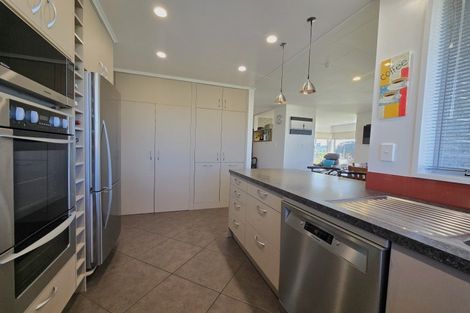 Photo of property in 135 Hall Street, Hokitika, 7810