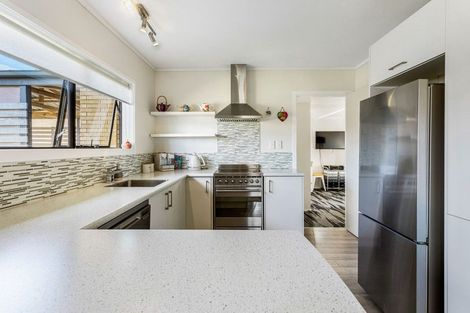 Photo of property in 23a Riverside Road, Orewa, 0931