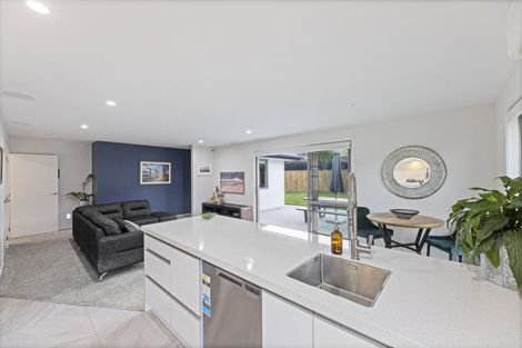 Photo of property in 9 Glendermid Close, Sawyers Bay, Port Chalmers, 9023