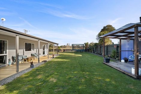 Photo of property in 122 Henry Street, Waikouaiti, 9510