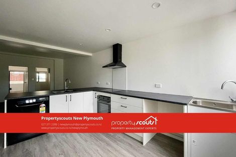 Photo of property in 46 Cook Street, Marfell, New Plymouth, 4310