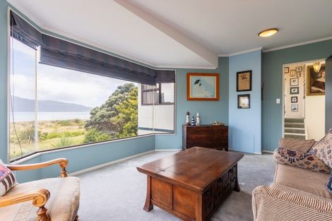 Photo of property in 73 Manly Street, Paraparaumu Beach, Paraparaumu, 5032