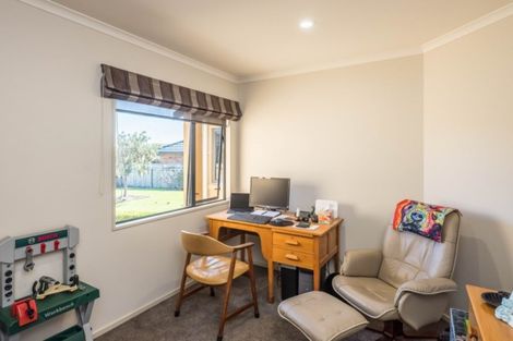 Photo of property in 3 Millennium Hill, Paraparaumu, 5032