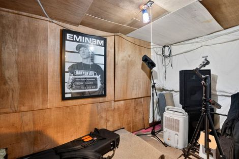 Photo of property in 1/50 Masterton Road, Rothesay Bay, Auckland, 0630