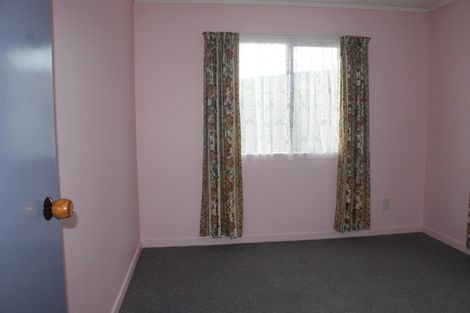 Photo of property in 22 Shelswell Street, Westport, 7825