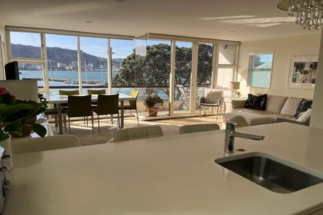 Photo of property in 130u2 Oriental Parade, Oriental Bay, Wellington, 6011