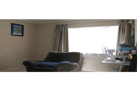 Photo of property in 2 Cambrian Crescent, Flat Bush, Auckland, 2016