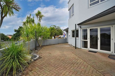 Photo of property in 112u4 Clarence Street, Hamilton Lake, Hamilton, 3204
