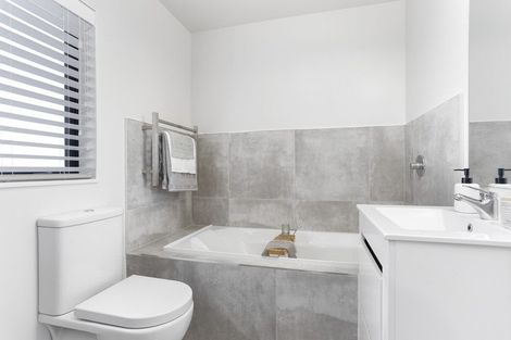 Photo of property in 26 Kearns Drive, Hobsonville, Auckland, 0616