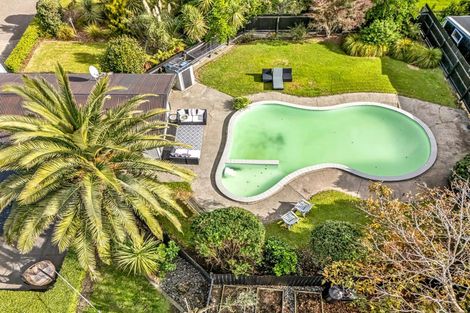 Photo of property in 37 Pitt Street, Clive, 4102