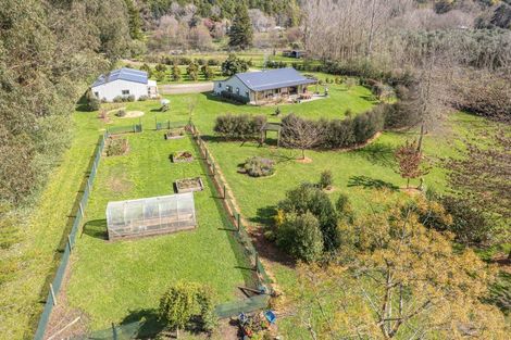 Photo of property in 394 Kaiwhaiki Road, Kaiwhaiki, Whanganui, 4575