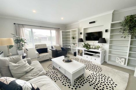 Photo of property in 33 Millstream Drive, Northwood, Christchurch, 8051