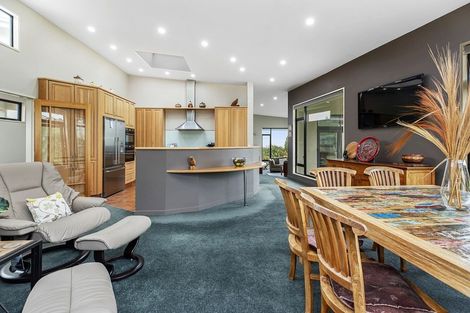 Photo of property in 12 Gladys Scott Place, Tawa, Wellington, 5028
