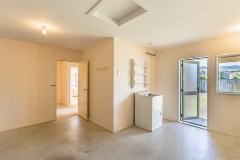 Photo of property in 102 Makarini Street, Paraparaumu, 5032