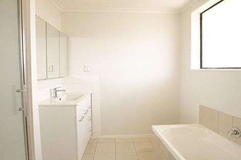 Photo of property in 5 Sapling Drive, Pukekohe, 2120