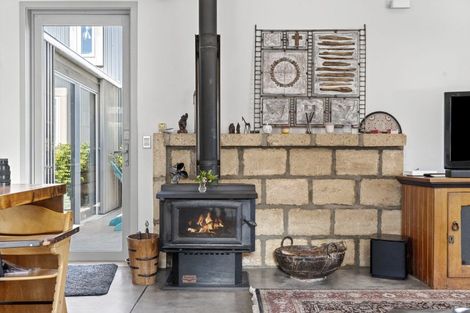 Photo of property in 19 Infinity Drive, Wanaka, 9305