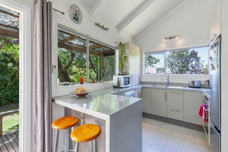 Photo of property in 100 Aranui Road, Mapua, 7005