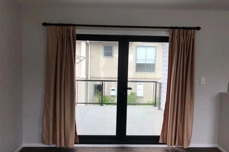 Photo of property in 10 Frankmoore Avenue, Johnsonville, Wellington, 6037