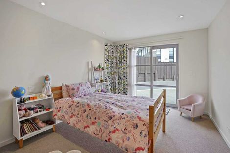 Photo of property in 33d Hackthorne Road, Cashmere, Christchurch, 8022