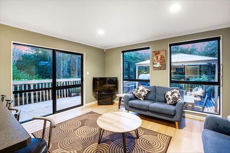 Photo of property in 48 Sailmaker Close, Whitby, Porirua, 5024