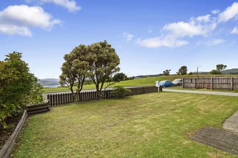Photo of property in 10 Morning View, Titahi Bay, Porirua, 5022