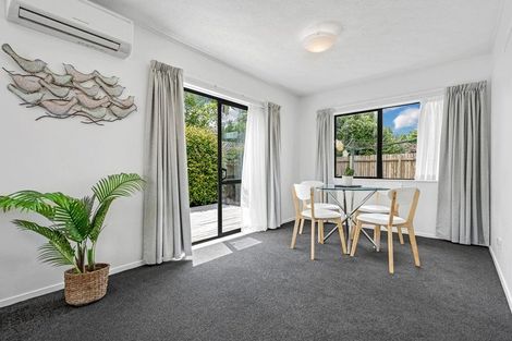 Photo of property in 25 Septimus Place, Henderson, Auckland, 0612