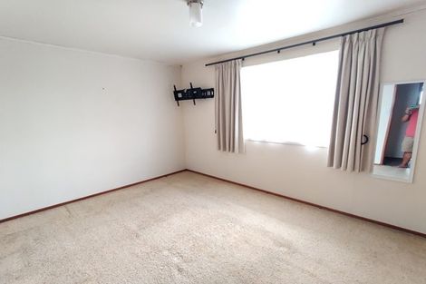 Photo of property in 58 Lewisham Street, Highland Park, Auckland, 2010