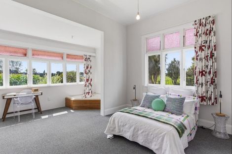 Photo of property in 225 Kuku Beach Road, Kuku, Levin, 5570