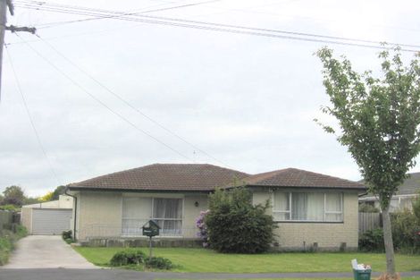 Photo of property in 92 Isleworth Road, Bishopdale, Christchurch, 8053