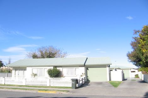 Photo of property in 1/15 Burness Road, Greenmeadows, Napier, 4112