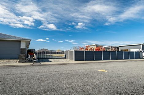 Photo of property in 29 Rhoboro Road, Twizel, 7901