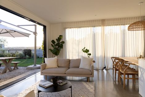 Photo of property in 77 Jutland Road, Hauraki, Auckland, 0622