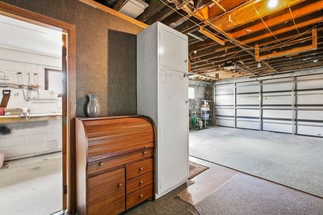 Photo of property in 225b Tukapa Street, Westown, New Plymouth, 4310