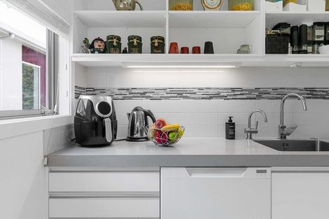 Photo of property in 93 Ninth Avenue, Tauranga, 3110