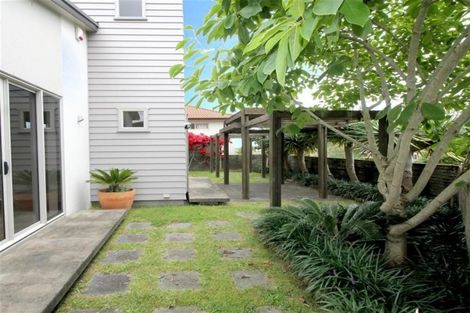 Photo of property in 53 Coachman Drive, Flat Bush, Auckland, 2016