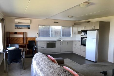 Photo of property in 2 Ormiston Road, Onerahi, Whangarei, 0110
