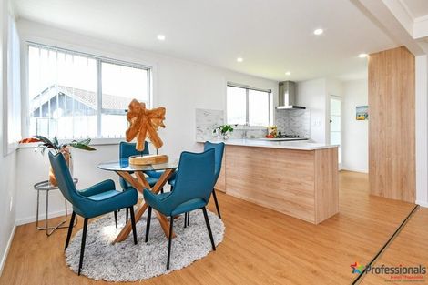 Photo of property in 2 Serrano Place, Clover Park, Auckland, 2023