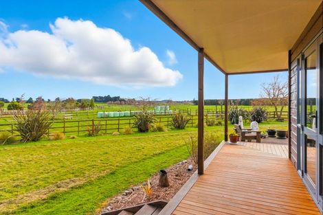 Photo of property in 70 Joblins Road, Levin, 5571