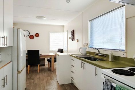 Photo of property in 2/201 Avondale Road, Greenmeadows, Napier, 4112