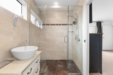 Photo of property in 113 John F Kennedy Drive, Milson, Palmerston North, 4414