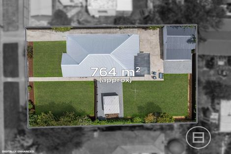 Photo of property in 17 Mcgregors Road, Bromley, Christchurch, 8062