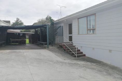 Photo of property in 43 Catkin Crescent, Papatoetoe, Auckland, 2025