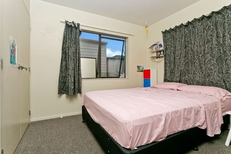 Photo of property in 672 Te Atatu Road, Te Atatu Peninsula, Auckland, 0610