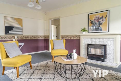 Photo of property in 6 Lyndhurst Road, Tawa, Wellington, 5028