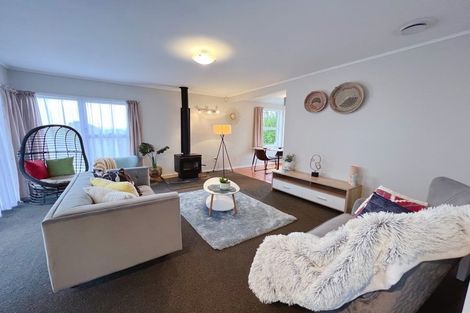 Photo of property in 33 Helena Street, Massey, Auckland, 0614