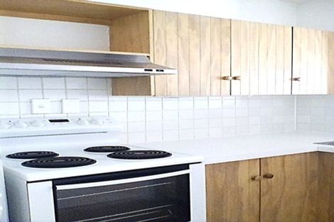 Photo of property in Oceanside Apartments, 9/453 Hibiscus Coast Highway, Orewa, 0931