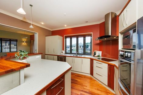 Photo of property in 37 Abby Road, Fitzherbert, Palmerston North, 4410