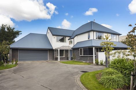 Photo of property in 16 Huntingdon Place, Avonhead, Christchurch, 8042
